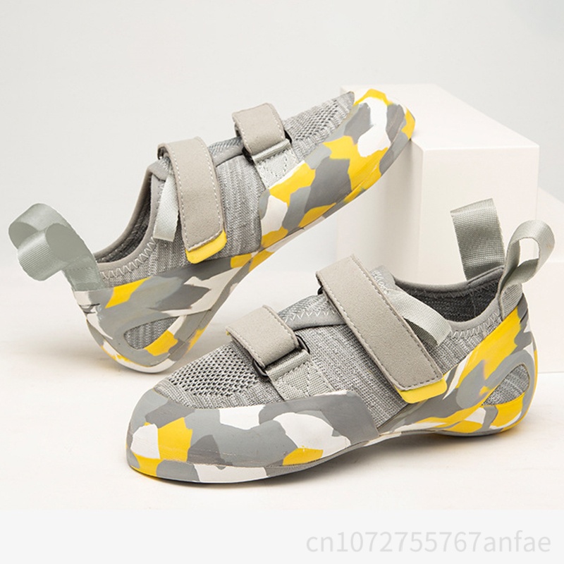 Nuove scarpe da arrampicata su - Kids Outdoor Climber recensione e prezzo